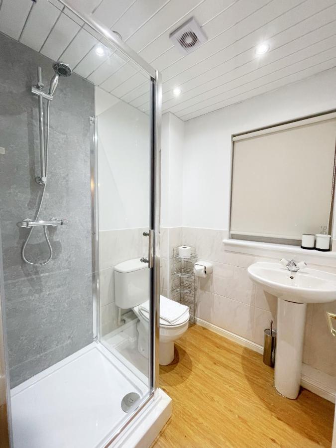 Cozy Nights Svp Detached House Villa Glasgow Exteriör bild